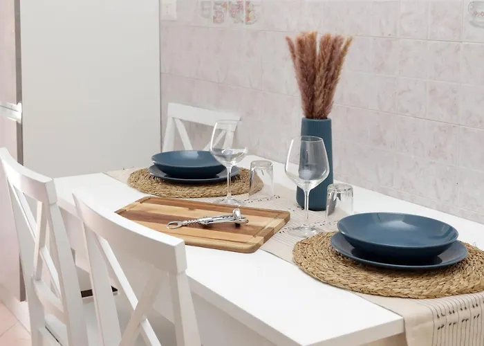 Modern Large In Appartamento *
